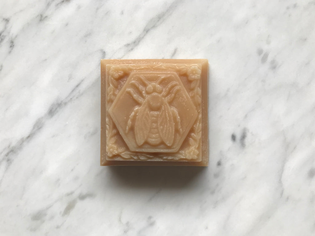 BEE SOAP | ESSENTIAL OIL